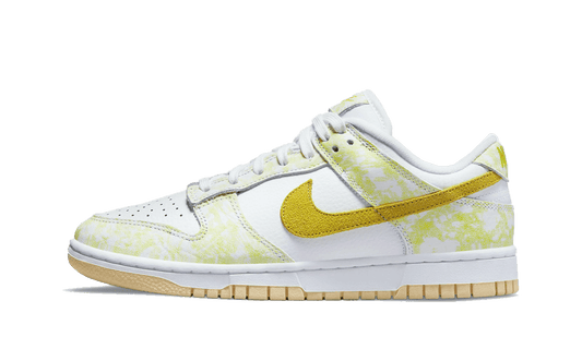 Dunk Low Yellow Strike